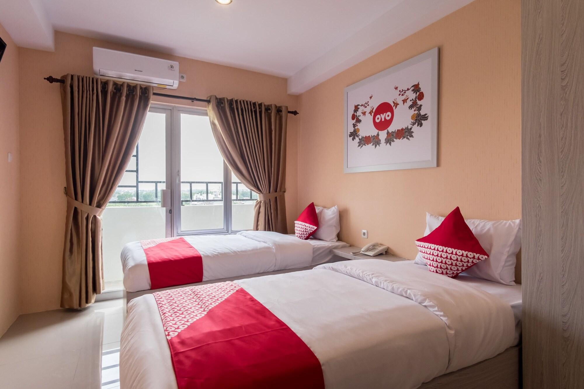 OYO 429 Skyview Setiabudi Premium Medan Zewnętrze zdjęcie