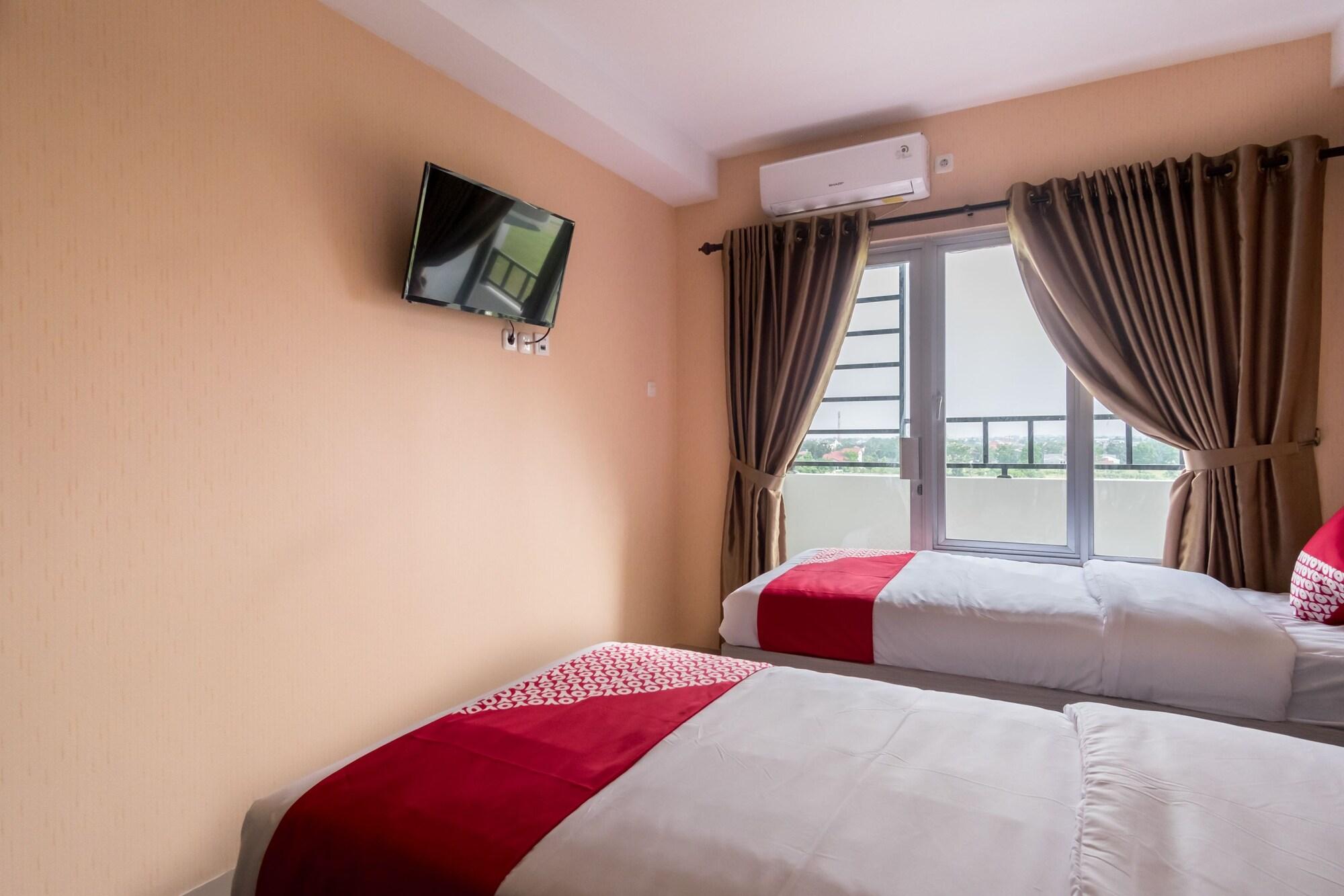 OYO 429 Skyview Setiabudi Premium Medan Zewnętrze zdjęcie